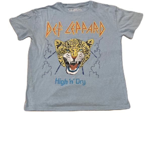 def leppard Other - Def Leppard Blue Short Sleeve Tee with Graphic Design Sz. Small